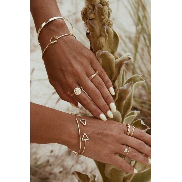 PULSERA TRINGULOS