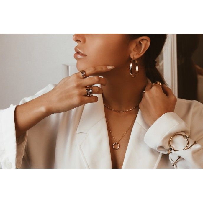 ROUNDED HOOPS