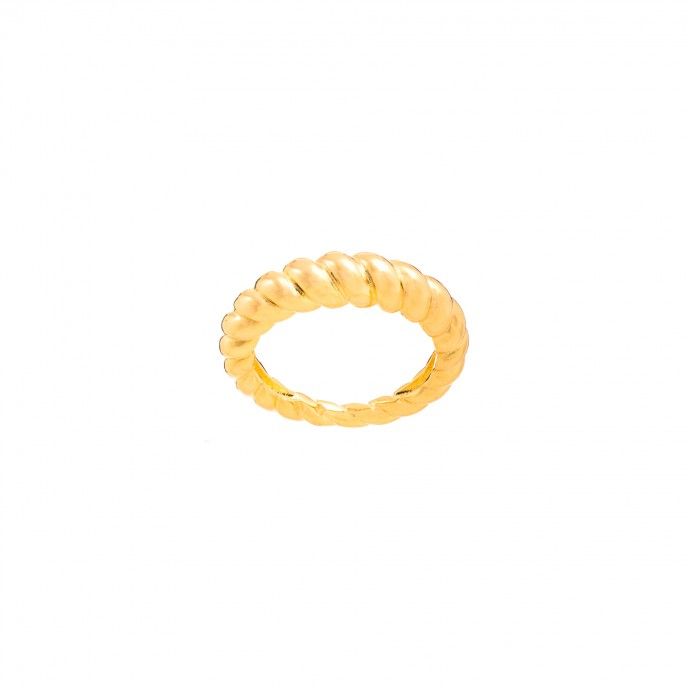 TWISTED RING