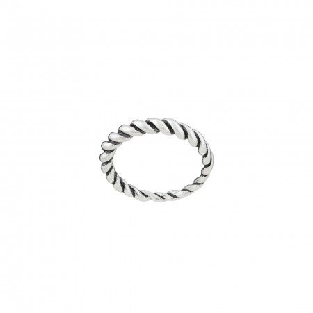 TWISTED RING