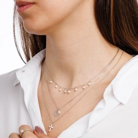CROSS NECKLACE - PEARLS