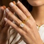 SILVER BATH GOLD MOONSTONE