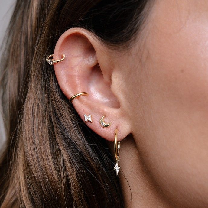 SMOOTH EAR CUFF