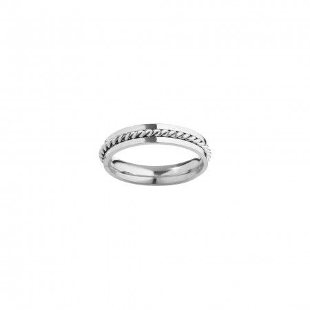 TWISTED SHAPED STEEL RING