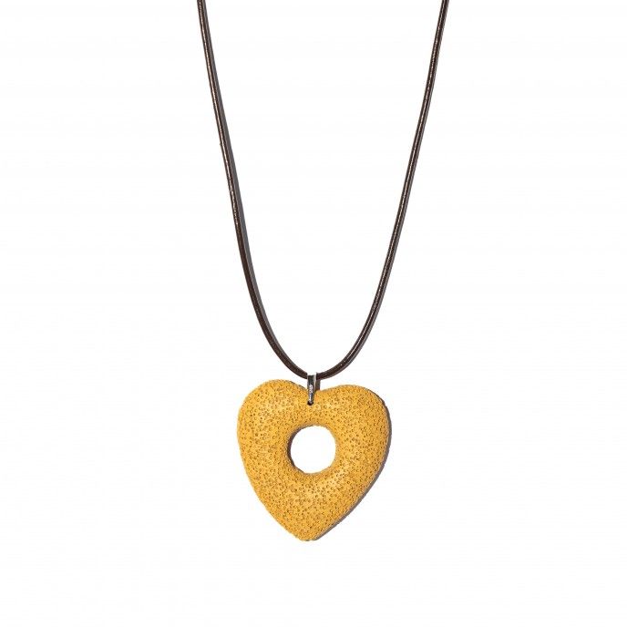 COLLAR CORAZON VERANO