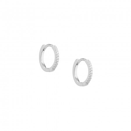 SHINY SILVER HOOPS