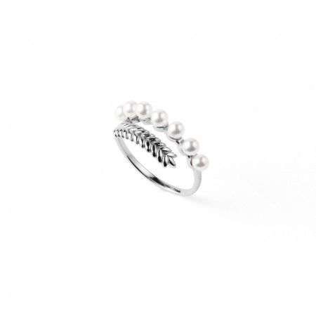 SILVER RING WITH PEARLS